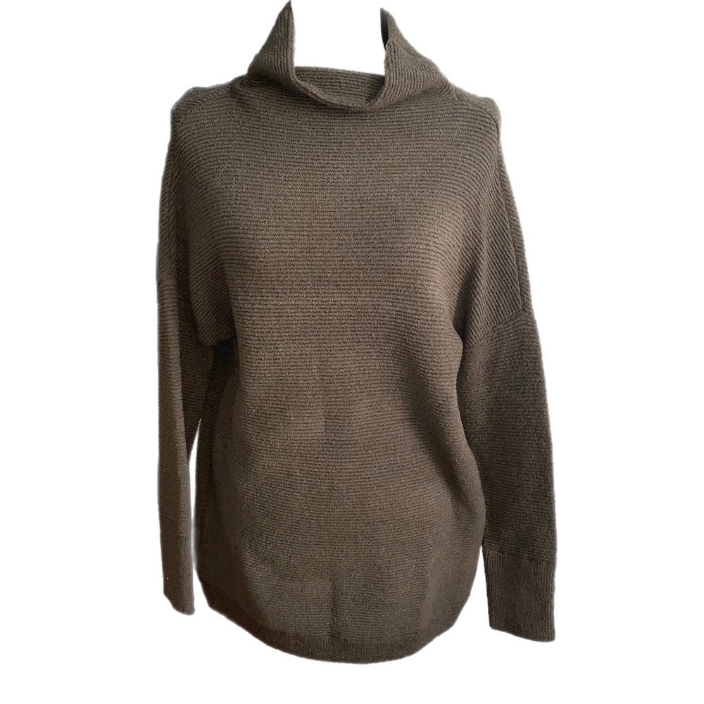 RDI Funnel Neck Ribbed Sweater Size Medium